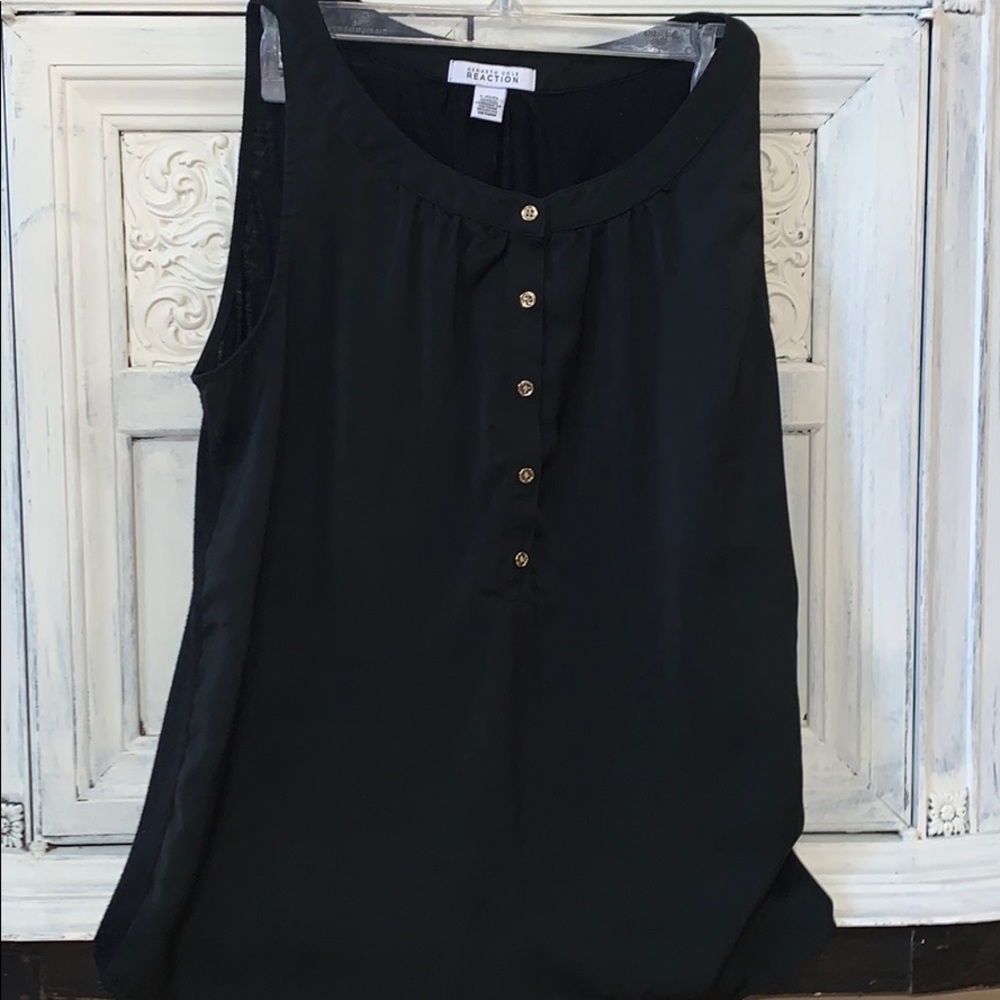 Super cute Kenneth Cole top